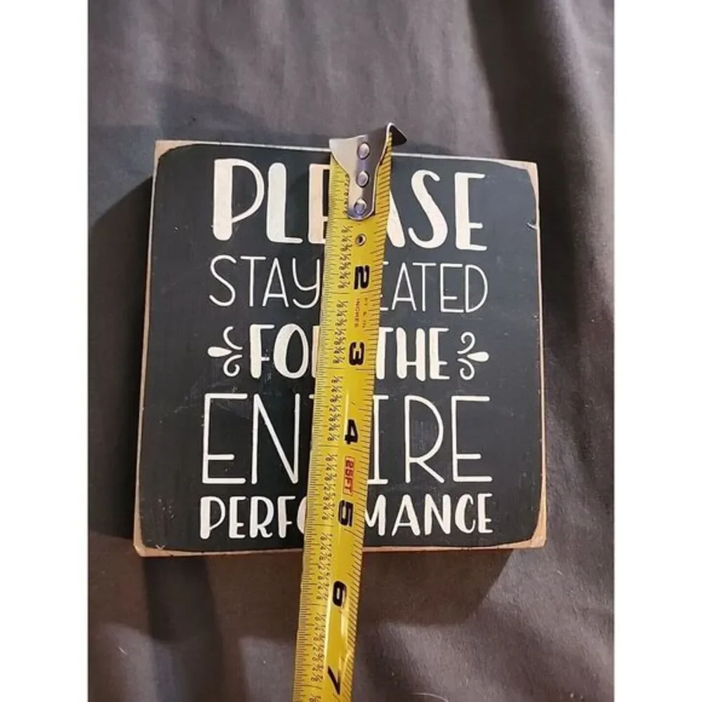 5‎ x 5 wall decor 